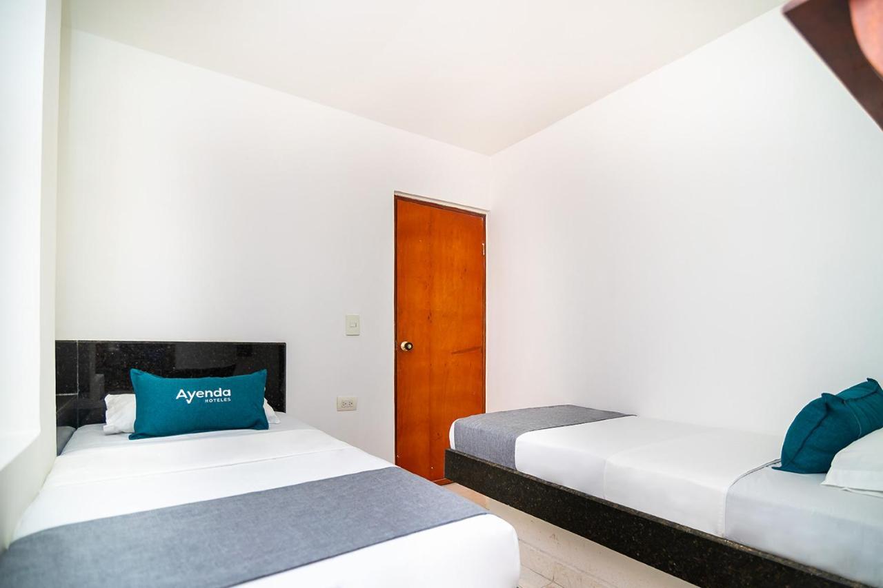 Hotel Esperanza Ac Cartagena Екстер'єр фото