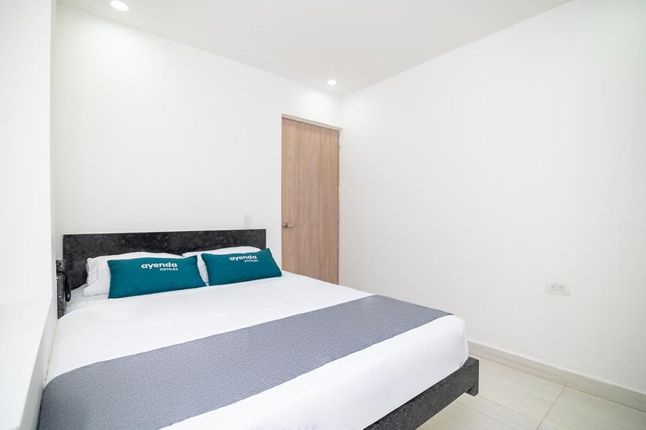 Hotel Esperanza Ac Cartagena Екстер'єр фото